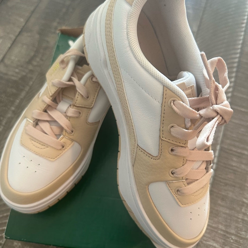Women's White and Tan Sneakers